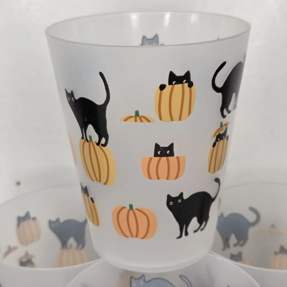 Black‎ Cat and Pumpkin Themed Halloween Plastic Drinking Cup Set